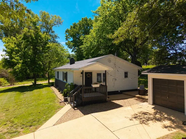 1112 S Church St, Mountain Home, AR 72653