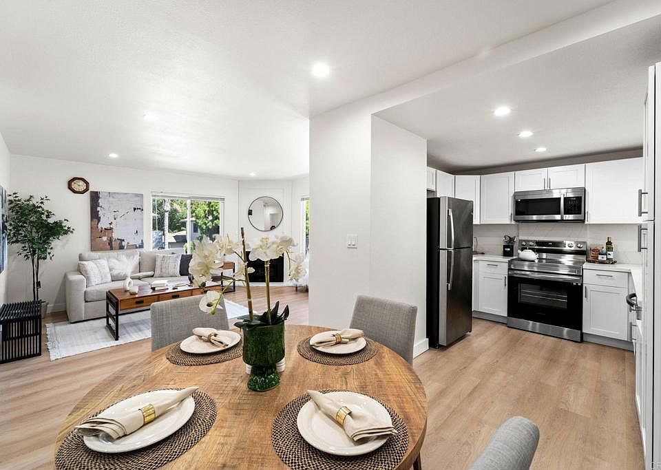 1st image of 3408 Los Mochis Way