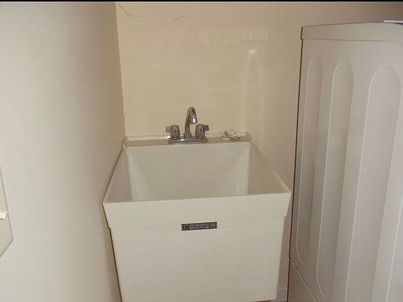 2nd image of 665 Rice Rd