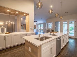 9916 Fox Springs Dr, Las Vegas, NV 89117