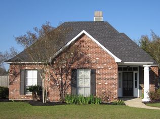 1551 Raven Way Dr, Zachary, LA 70791