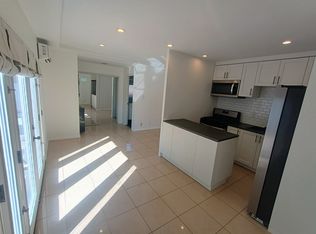 8761 Jumilla Ave, Northridge, CA 91324