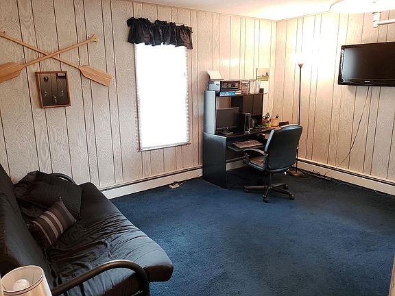 2nd image of 209 E Northwood St