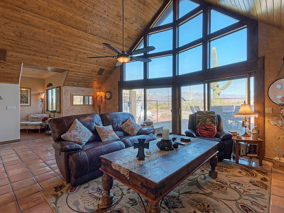 4th image of 40121 N Echo Canyon Dr