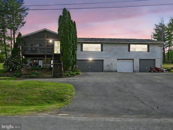 1648 Wampum Dr, Auburn, PA 17922
