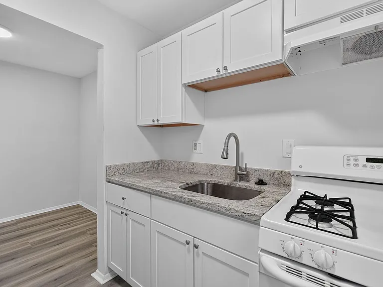 5821 Field Pl NE — Photo 16
