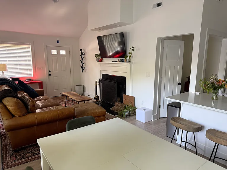 2510 Cascadilla St — Photo 11