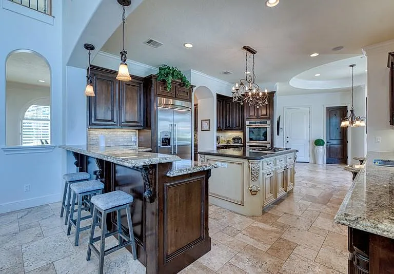 5623 Waters Landing Ln — Photo 12