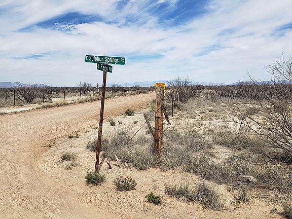 3rd image of E Sulphur Springs Rd #27