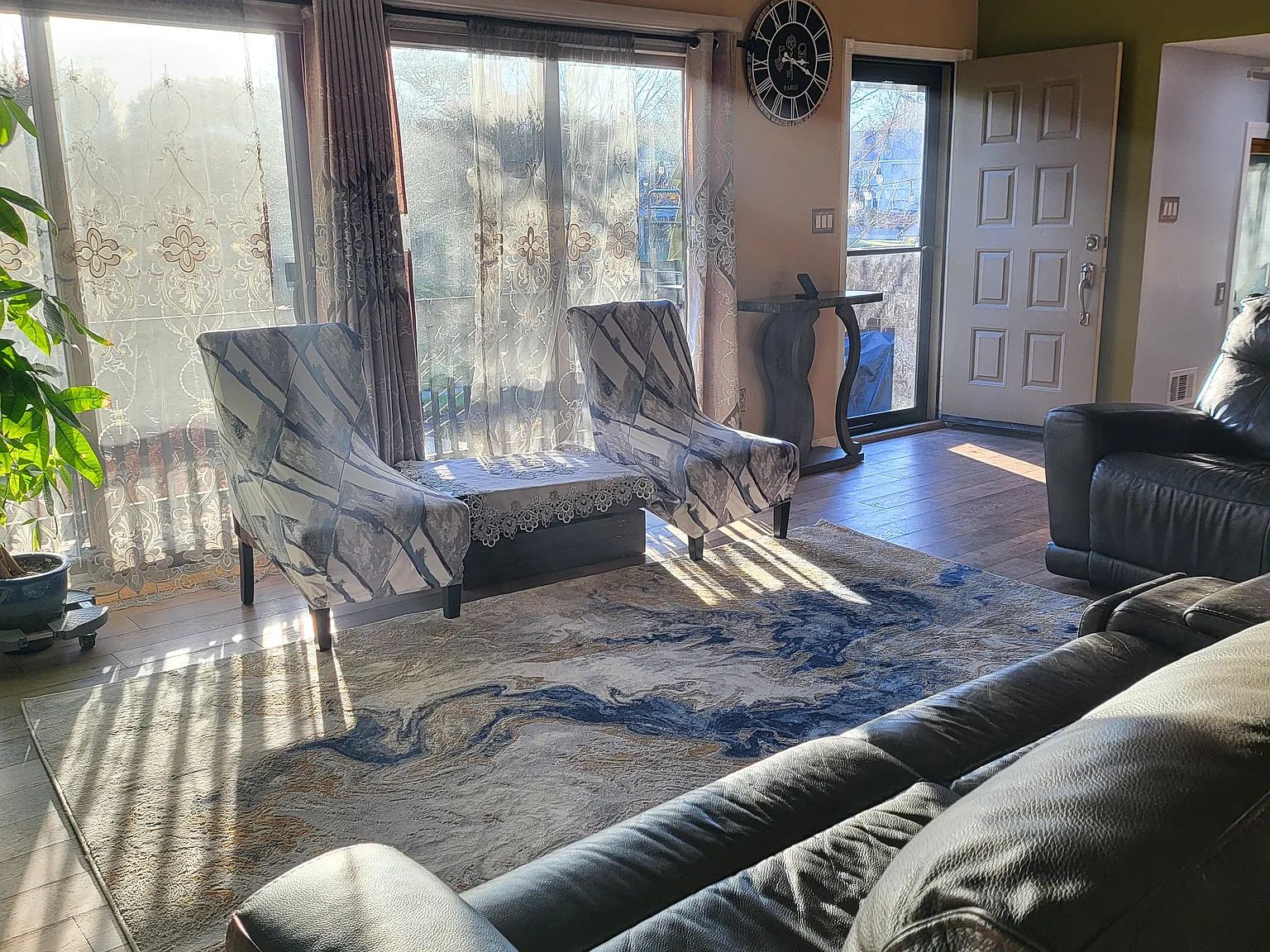 2 bed, 1604 sqft, $3,300 — Photo 3