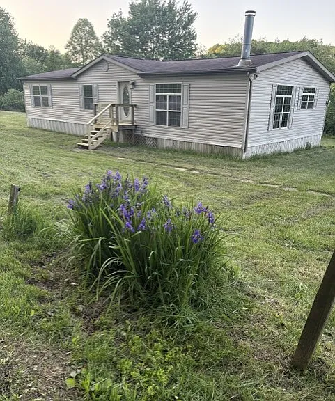 2285 Snyder Rd — Photo 8