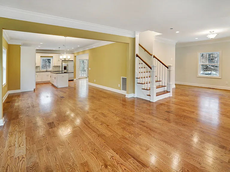 7 Charles Pl — Photo 4