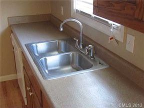 4th image of 106 Cypress Dr