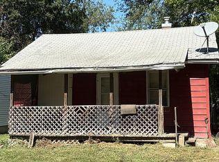 940 E Harrison Ave, Decatur, IL 62526