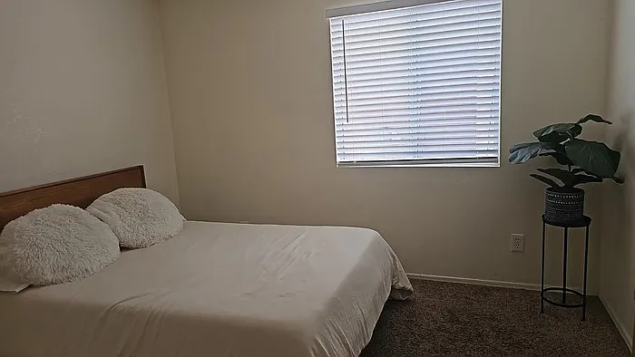 2174 W Roundwood Pl — Photo 15