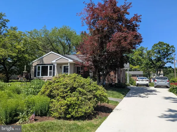 41 W College Ave, Wernersville, PA 19565