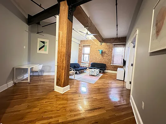 Rented by Dream Space Realty | media 12