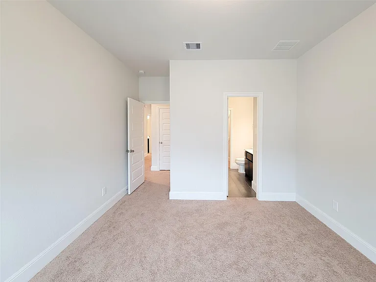 13806 Friarstone Pointe Dr — Photo 39