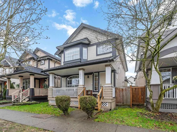 18476 66a Ave, Surrey, BC V3S 9B1