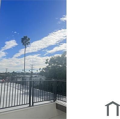 3rd image of 14825 Delano St #207