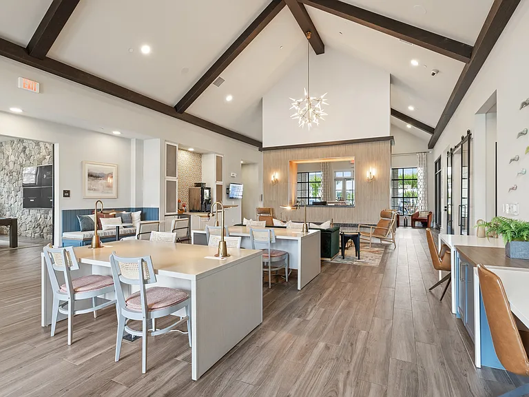 Bexley Westshore — Photo 10