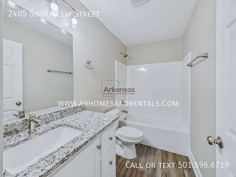 2405 S Elm St — Photo 5