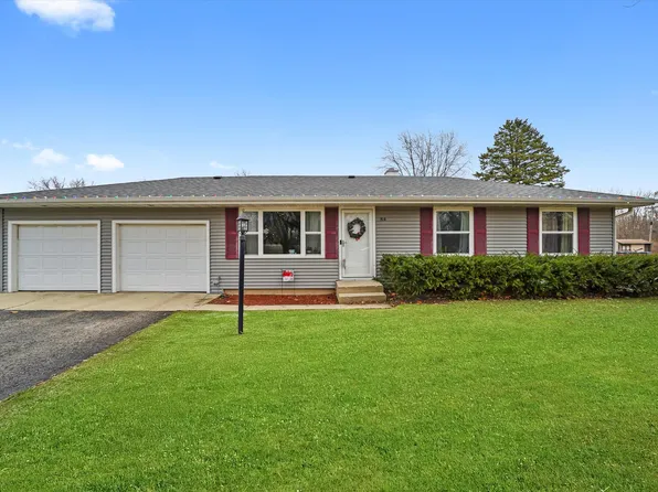 84 E Rickard Dr, Oswego, IL 60543