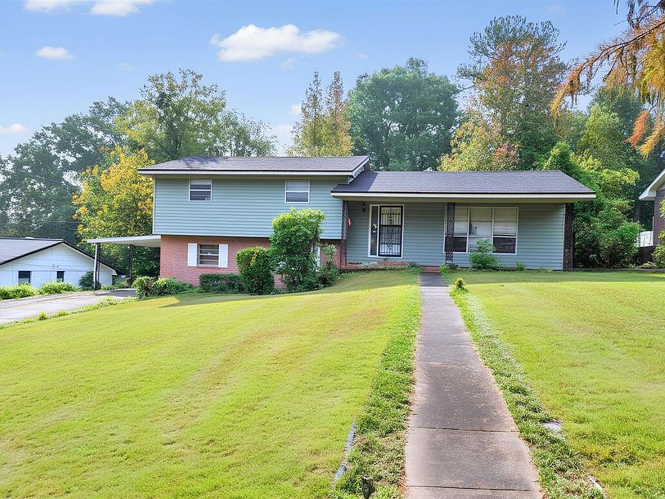 1st image of 4526 Kenesaw Dr