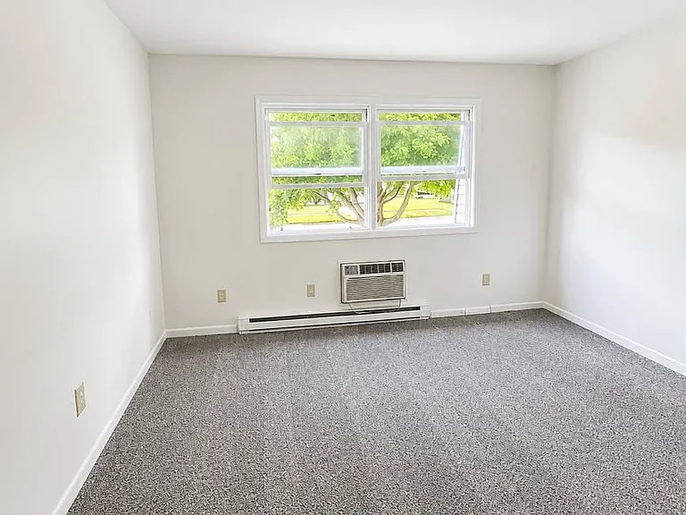 1066 S Cross St #4 — Photo 5
