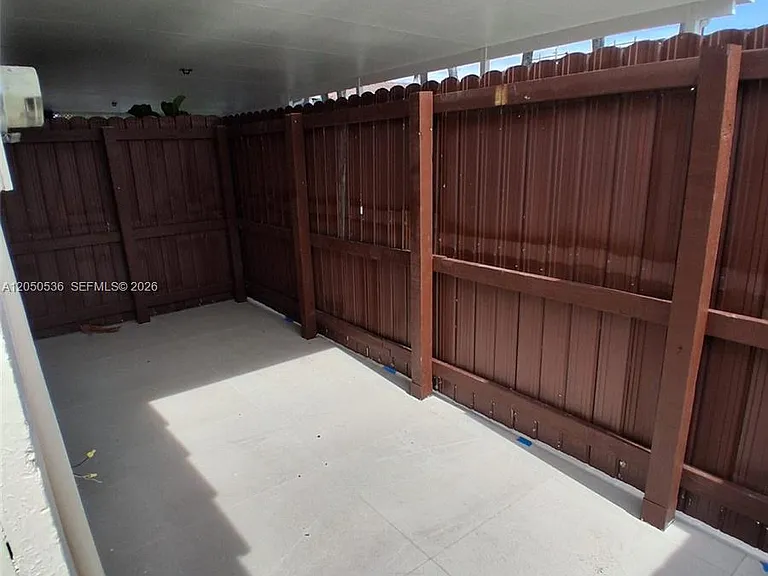 1231 SW 136th Pl #B — Photo 13