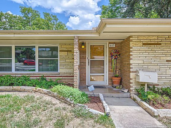 4th image of 447 BURNSIDE DR