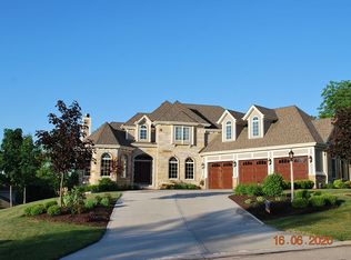 N55W21175 Logan Dr, Village of menomonee falls, WI 53051