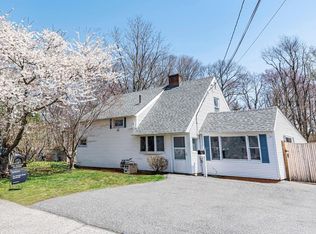 7 Hardwick Rd, Natick, MA 01760