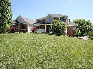 962 Cara Chris Ln, Forsyth, IL 62535