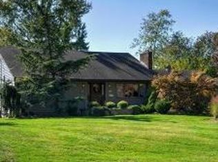 871 Lake Ave, Clark, NJ 07066