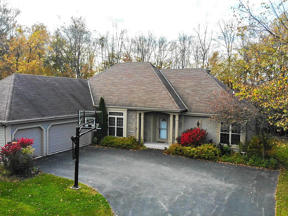 1st image of W224N2247 Elmwood Dr