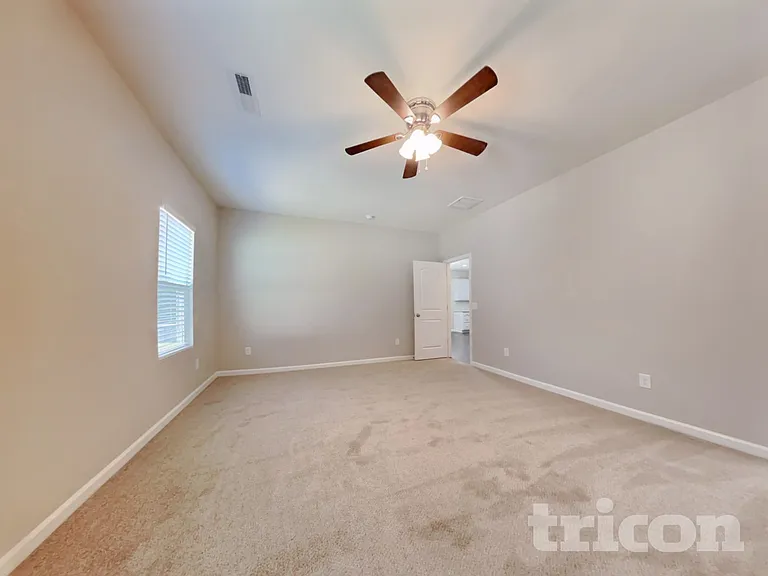 1064 Bitting Hall Cir — Photo 7