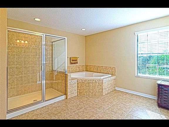 3rd image of 11610 Palmetto Pne