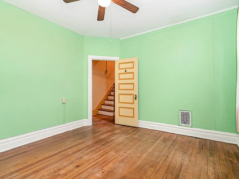 273 S Hanover St — Photo 18