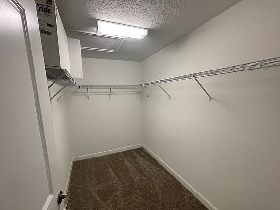 5th image of 11936 Sonnet Ave