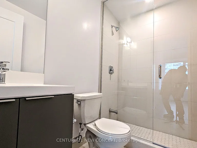 50 Dunfield Ave #1820 — Photo 9