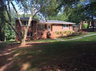 831 Lynn Cir SW, Atlanta, GA 30311