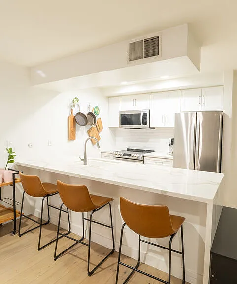 740 N Kings Rd #122 — Photo 6