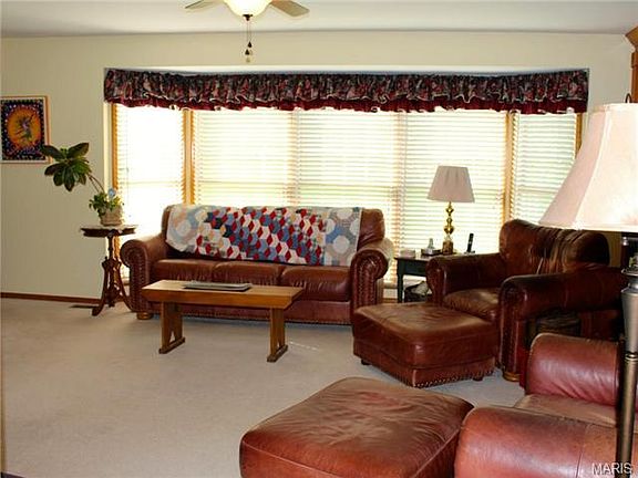 4th image of 10056 Canterbury Farms Ct