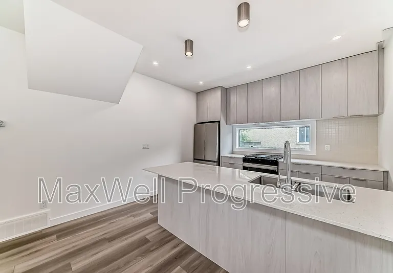 6415 93rd St NW #MAIN — Photo 11