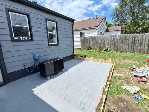 379 W Stewart St — Photo 19