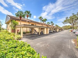 5970 Trailwinds Dr APT 111, Fort Myers, FL 33907
