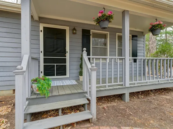 81 Jefferson Dr, Palmyra, VA 22963