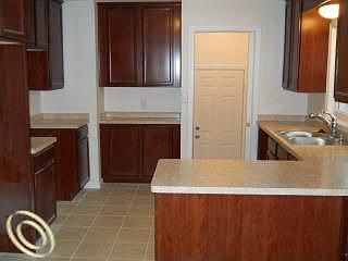 4th image of 21236 Broadstone St