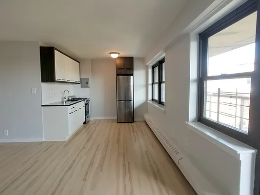 Rented by Sovereign Associates | media 18